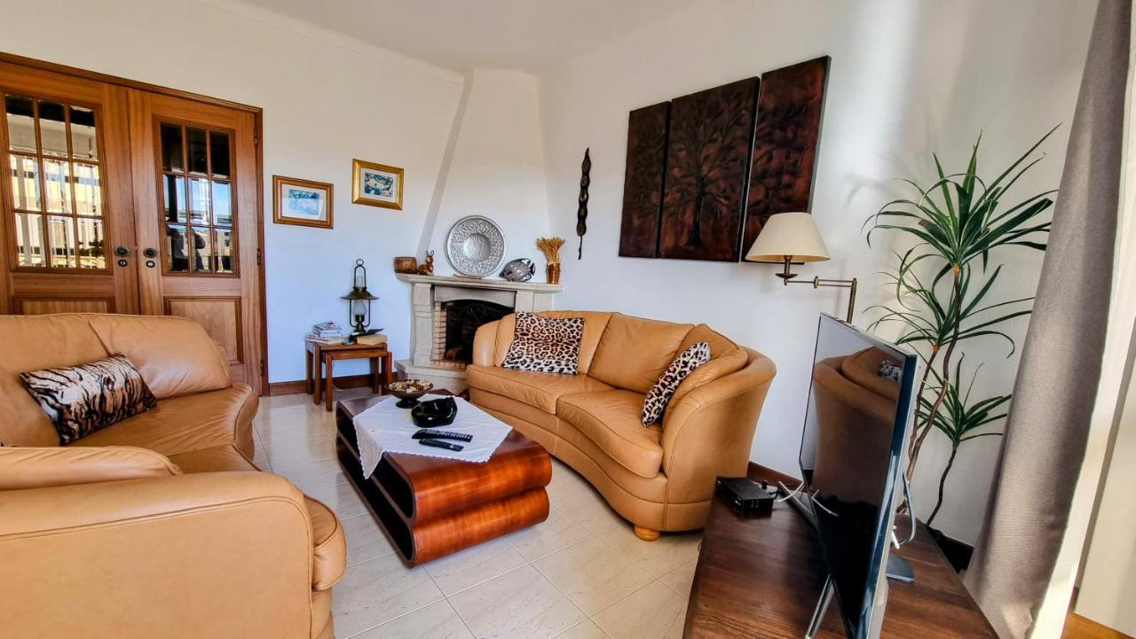 Apartment Praia da Dona Ana Lagos Esterno foto