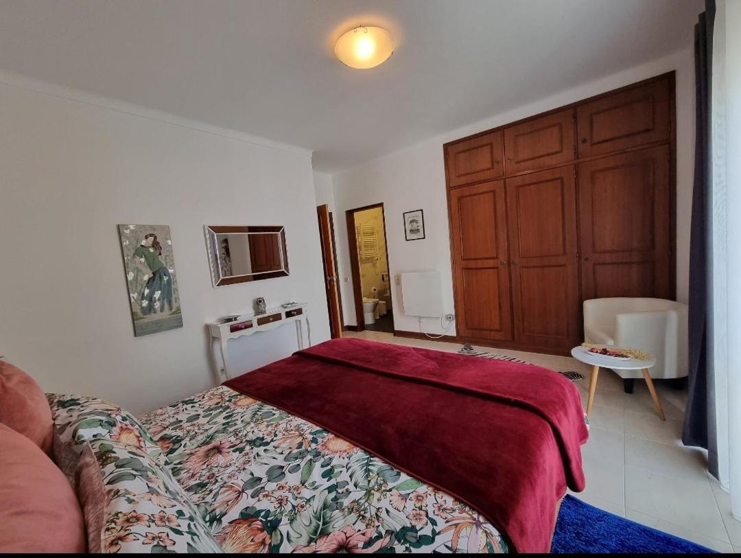 Apartment Praia da Dona Ana Lagos Esterno foto